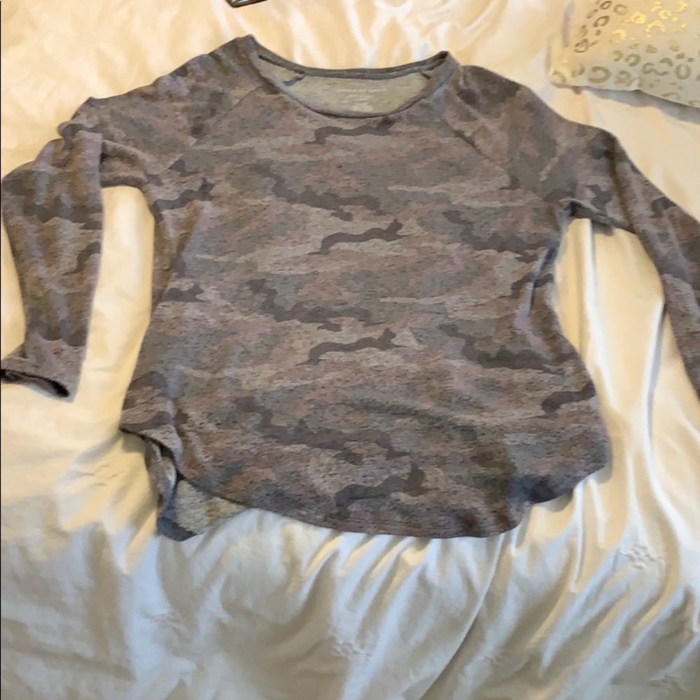 American Eagle plush long sleeve
